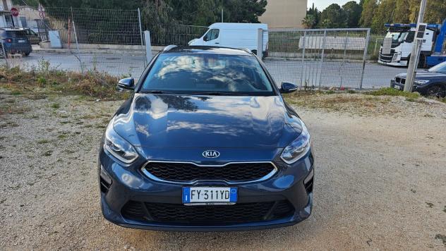 KIA CEED SW 1.6 CRDI 115 CV 2019 ECO BUSINESS CLASS DCT SW (AUTOCARRO) BLUE MET 8.900,00