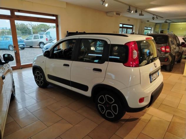 Fiat Panda 1.0 FireFly S&S Hybrid City Life - Foto 8