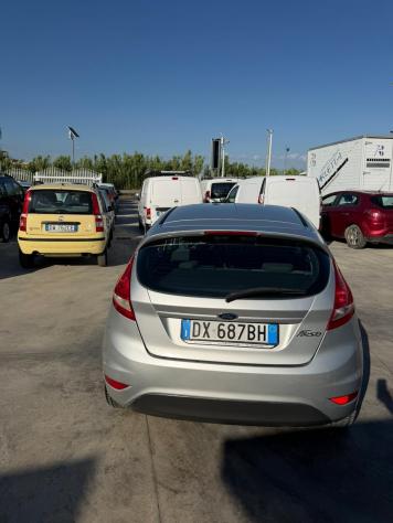 Ford Fiesta 1.4 5 porte Bz.- GPL Titanium - Foto 3