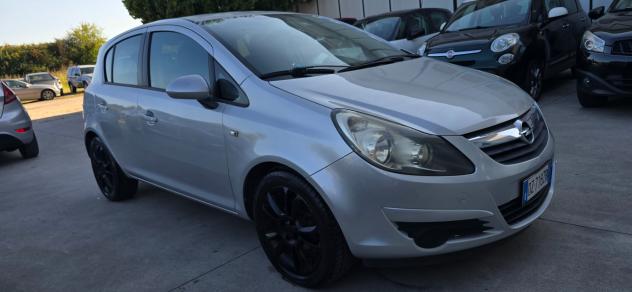 Opel Corsa 1.4 16V 5 porte Cosmo - Foto 2