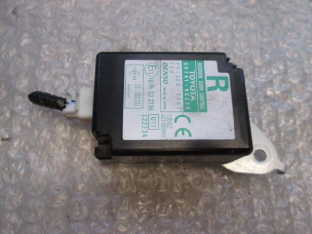 251300-1461 CENTRALINA PORTA TOYOTA RAV 4 2.2 D 4X4 100KW 6M 5P (2006) RICAMBIO USATO DENSO 89741-42220