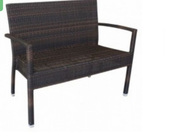 Divanetto/ panchina per esterno in rattan