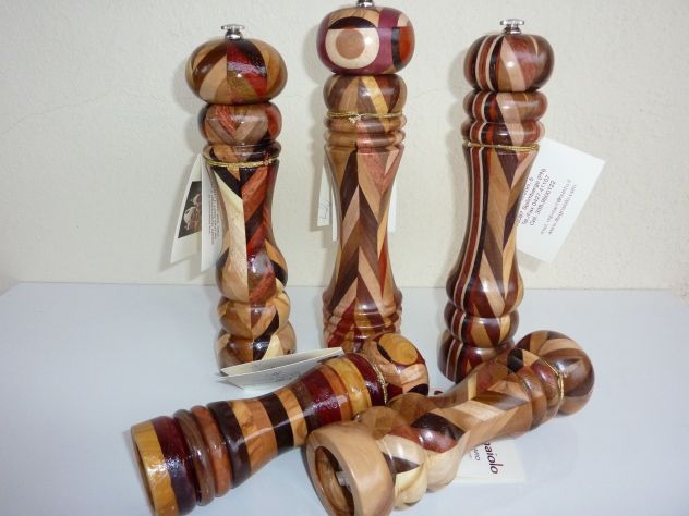 Oggetti d'artigianato in legno esotico. - Foto 4
