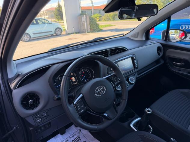 Toyota Yaris 1.0 Benzina Neopatentati - Foto 7