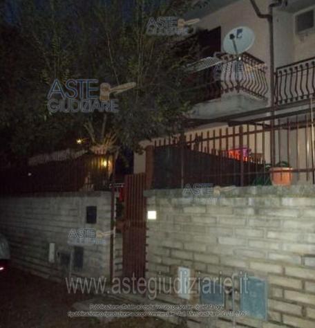 IMMOBILI-IMMOBILE RESIDENZIALE-Località Vignola, Via G. Rossini, 29