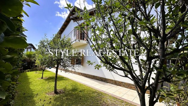 SIRACUSA ZONA EPIPOLI ELEGANTE VILLA INDIPENDENTE CON GIARDINO - Foto 4