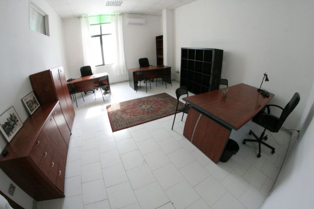 Ufficio arredato con sala riunioni - Foto 2