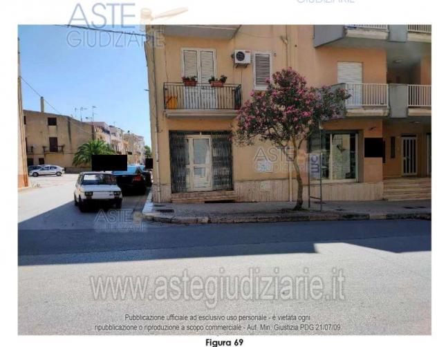 IMMOBILI-IMMOBILE COMMERCIALE-via palermo n. 158