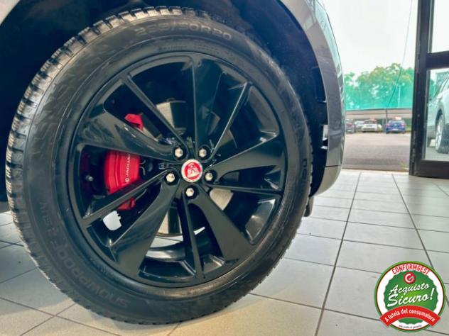 JAGUAR F-Pace 2.0D 204CV AWD aut. R-Dynamic Black *TETTO* rif. 23778905 - Foto 6