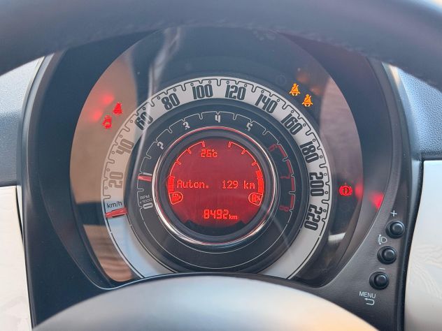 FIAT 500 1.0 MILD-HYBRID 2024 8.457 km · Cambio manuale - Foto 11