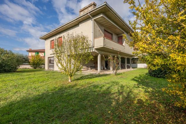 Villa in vendita a Oltrarno - Calcinaia 246 mq Rif: 1364437