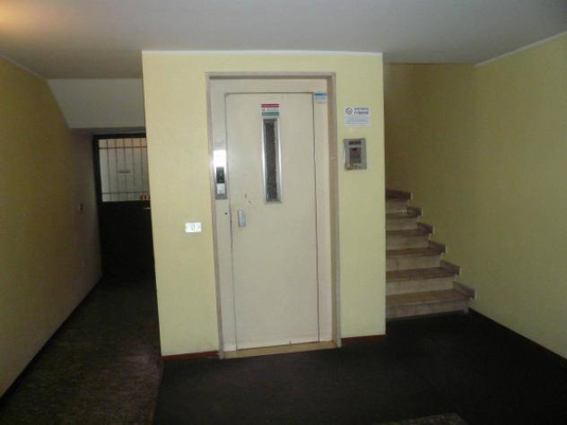 Immobile in asta di 160 m², box auto in vendita a Casalpusterlengo - Foto 8