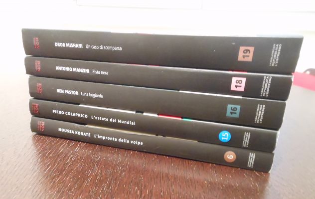 Giro del mondo noir - agenda noir lotto n. 5 libri, (N. 6, 15, 16, 18, 19). - Foto 2