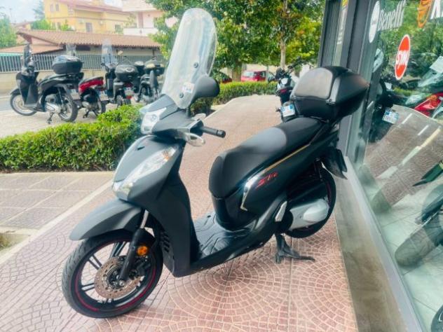 HONDA SH 300 i TUTTO INCLUSO ANCHE PASSAGGIO! MINI RATE rif. 23957900 - Foto 6