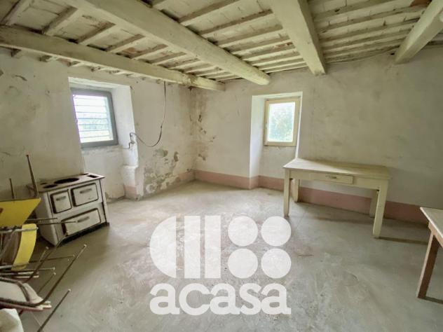 CASALE SEMI RISTRUTTURATO CON TERRENI - Foto 15
