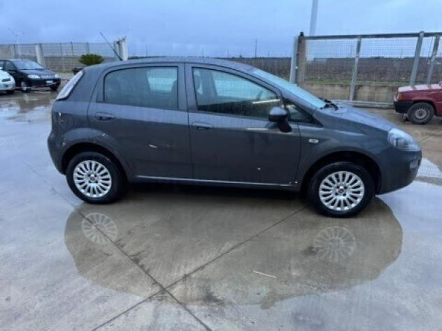 Fiat Punto 1.4 8V 5 porte Natural Power Street - Foto 3