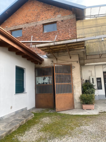 Porzione di casa in vendita a Busto Arsizio