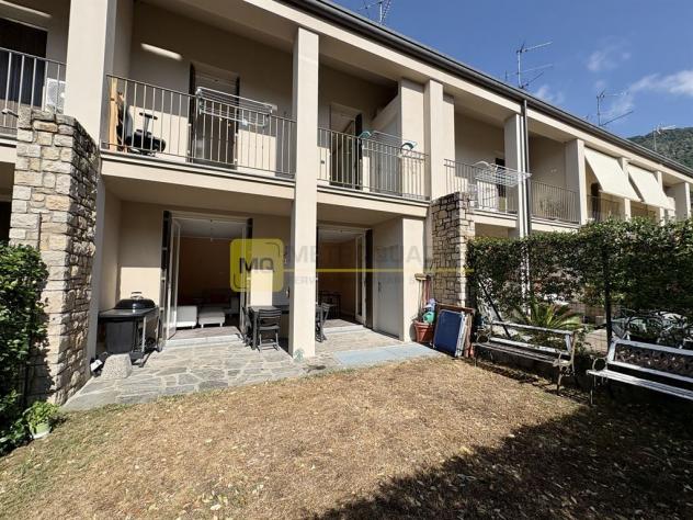 VALMADRERA (LC) - elegante villa a schiera con ascensore interno, doppi giardini e ampi spazi – Valmadrera - Foto 13