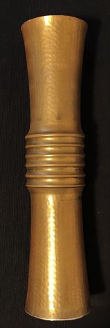 VASO IN OTTONE BATTUTO A MANO..