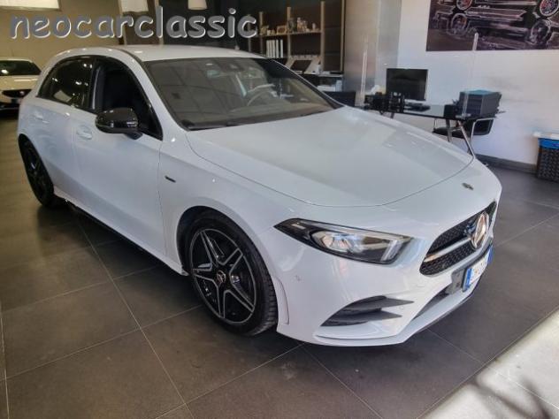 MERCEDES-BENZ A 180 d Automatic PREMIUM EDITION rif. 23714315 - Foto 3
