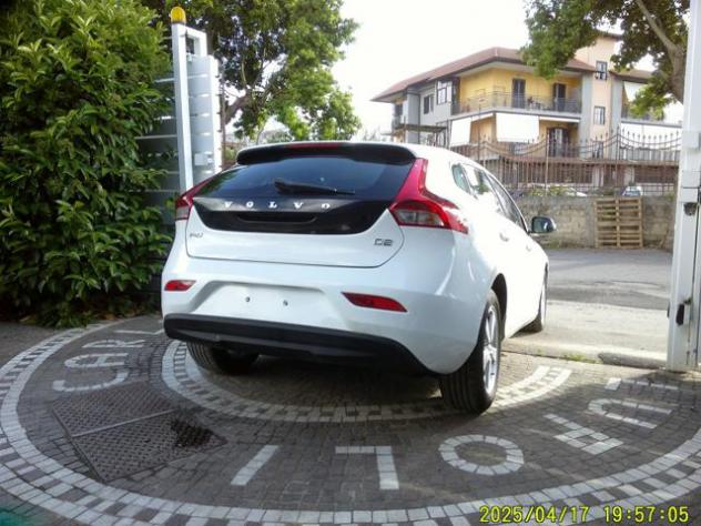 VOLVO V40 D2 rif. 24044207 - Foto 4