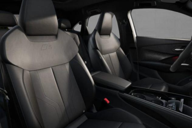 AUDI Q3 SPB TFSI 195 kW S tronic quattro S Line edition rif. 23757656 - Foto 5