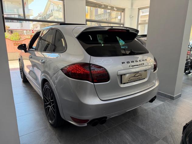 Porsche Cayenne 4.8 GTS - Foto 8