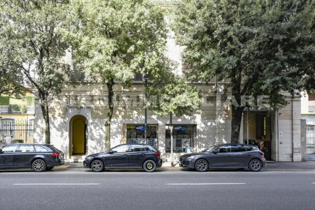 Palazzo / Edificio in vendita a Brescia