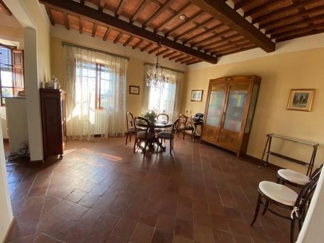 Villa in vendita a Marlia - Capannori 300 mq Rif: 1090420