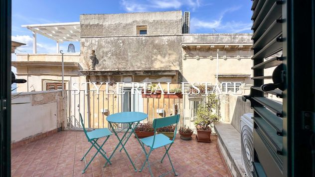 ORTIGIA ZONAPORTA MARINA APPARTAMENTO CON DOPPIA TERRAZZA - Foto 8