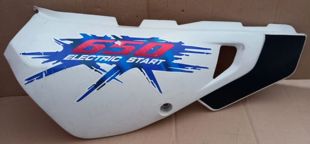 47111 FIANCHETTO LATERALE DX USATO ORIGINALE INTEGRO per SUZUKI DR 650 A.E. '92/