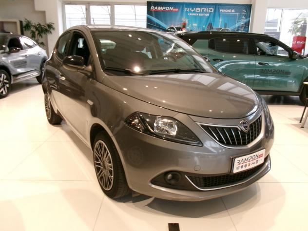 Lancia Ypsilon Ypsilon 1.0 FireFly 5 porte S&S Hybrid Ecochic Gold - Foto 6