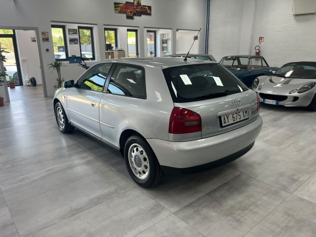 Audi A3 3p 1.8 - Foto 7