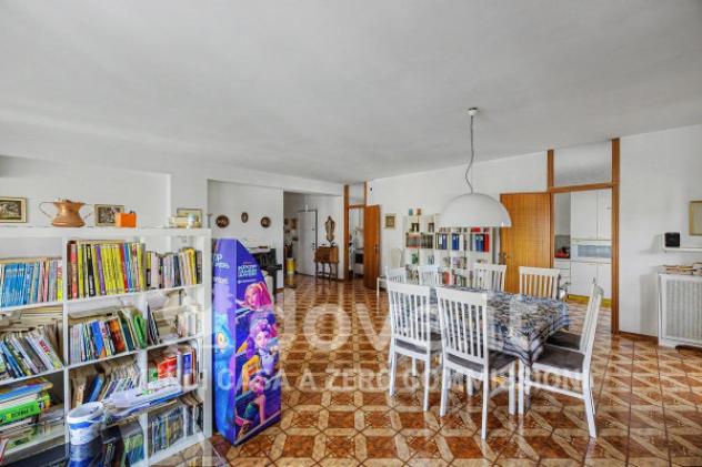 Appartamento di 210 m² con 5 locali e box auto doppio in vendita a Novara - Foto 8