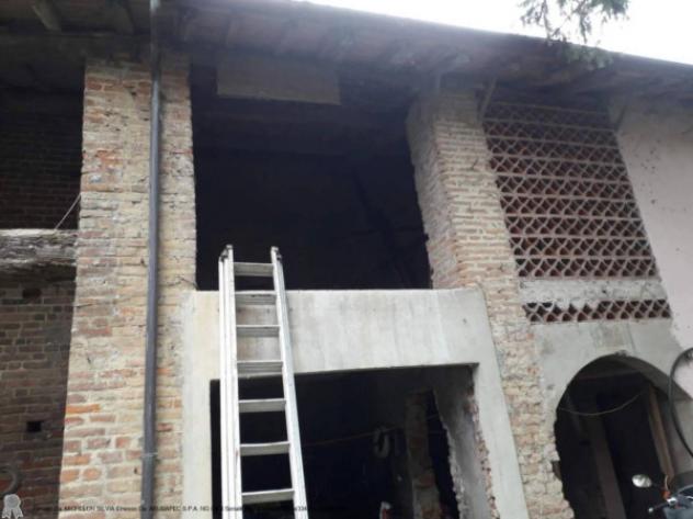 Immobile in asta di 314 m² con più di 5 locali in vendita a Torre Beretti e Castellaro - Foto 2