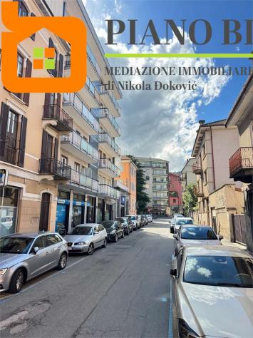 A000294 - SPAZIOSO NEGOZIO IN CENTRO CITTA' - Foto 2