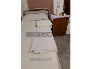 offro massaggio  posto letto   camera matrimoniale -camera doppia x turisti