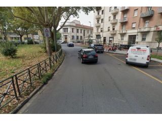 PIAZZA ROBILANT TRILOCALE FINEMENTE ARREDATO