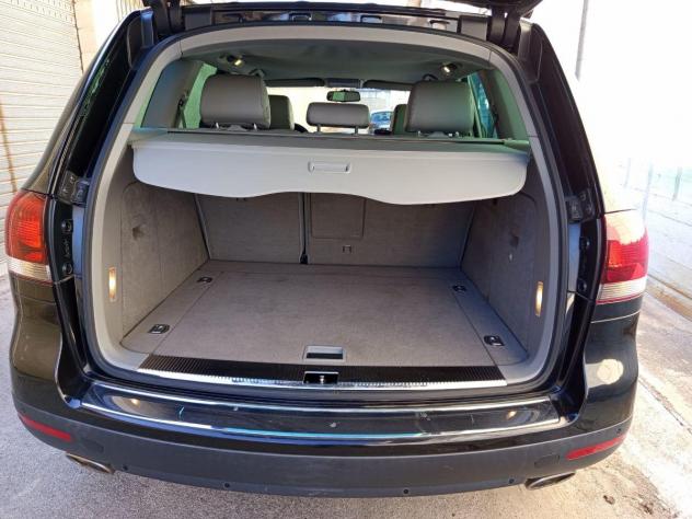 VOLKSWAGEN Touareg V6 TDI aut. Executive NAVIGATORE - Foto 9
