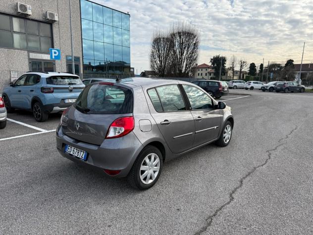 Renault Clio 1.2 16V 5 porte Luxe - Foto 4