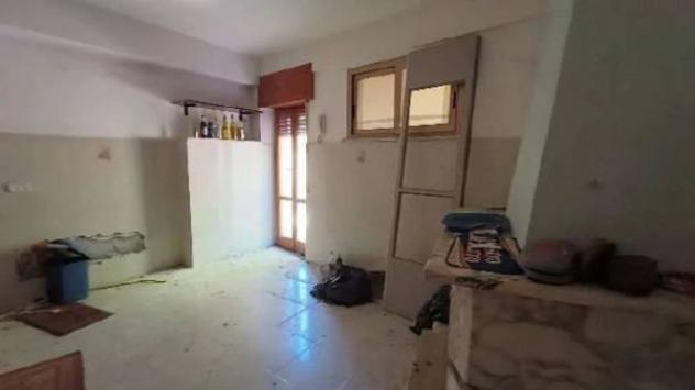Immobile in asta di 120 m² con più di 5 locali e box auto in vendita a Polla - Foto 4