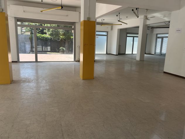 Negozio – Showroom in Affitto a Rubiera (RE) - Foto 2