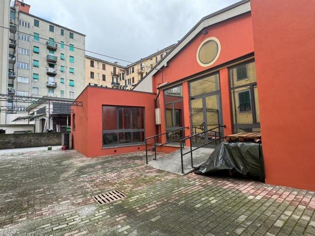 Palazzo / Stabile in affitto a La Spezia
