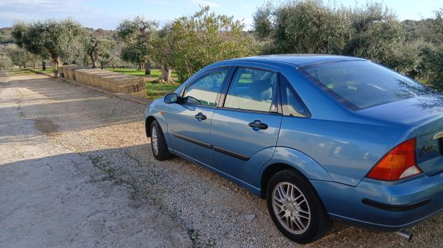 Ford focus 1.6 benzina del 1999 berlina - Foto 2