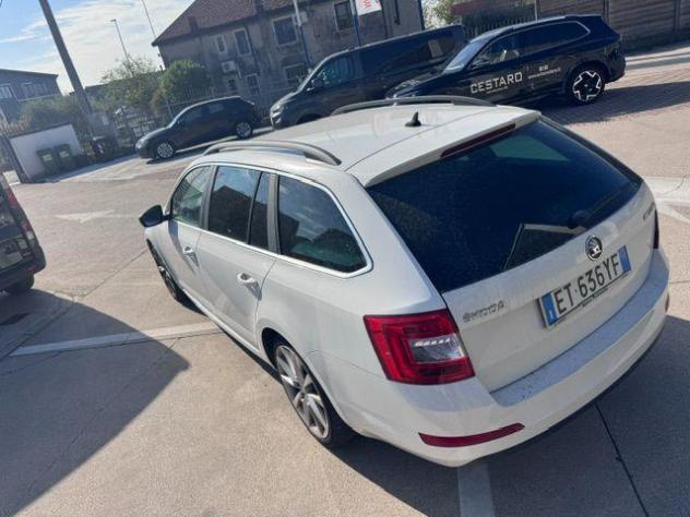 SKODA Octavia 2.0 TDI CR Wagon Executive rif. 24162639 - Foto 5