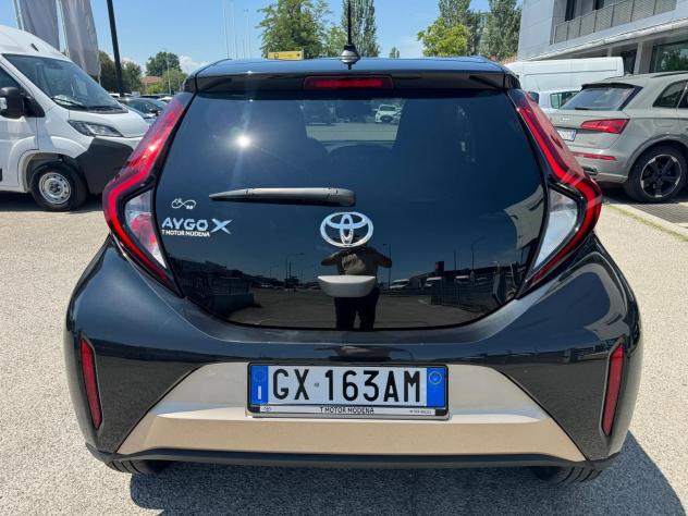 Toyota Aygo X 1.0B (72 CV) Trend S-CVT - Foto 7