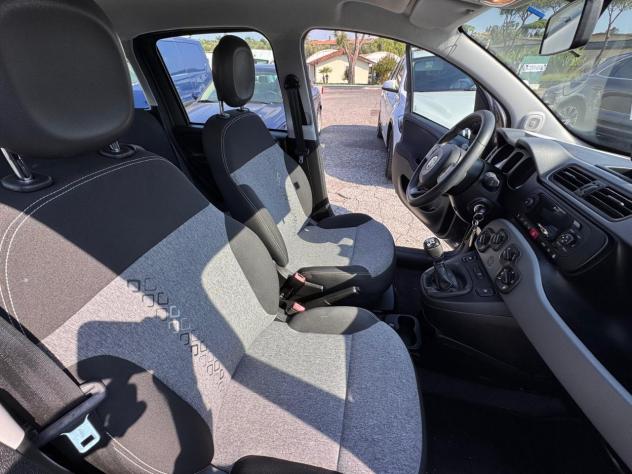 Fiat Panda 1.2 Lounge 69cv E6 - Foto 9