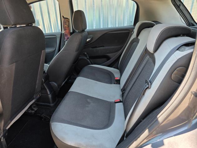 Fiat Punto 1.4 8V 5 porte Natural Power Lounge - Foto 10