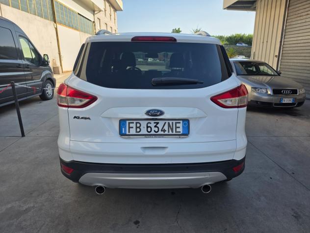 Ford Kuga 2.0 TDCI 150 CV S&S 2WD Business - Foto 5