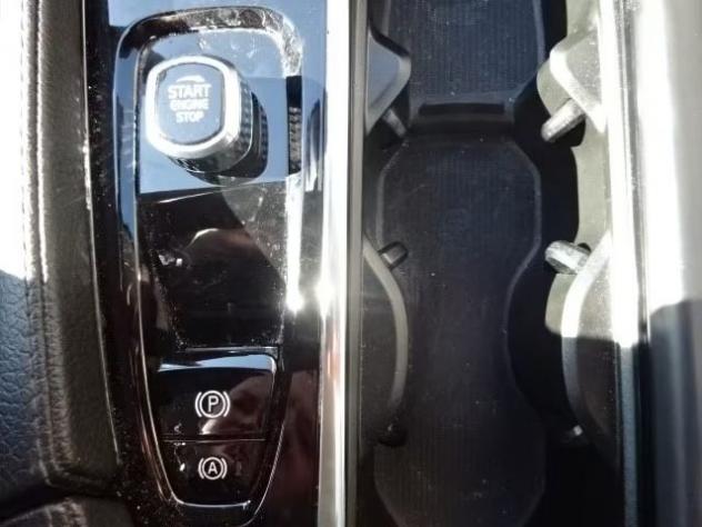 VOLVO XC90 B5 (d) AWD Geartronic Momentum Pro rif. 22983212 - Foto 10
